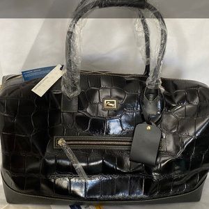 NWT. Dooney Bourke Leather Medium Duffle